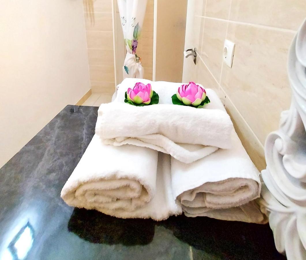אדחה Adeje House 2 Bedrooms, Wifi Free מראה חיצוני תמונה